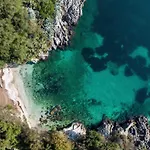 Luxurioese Wohnung Mit Meerblick Stoa Serenity