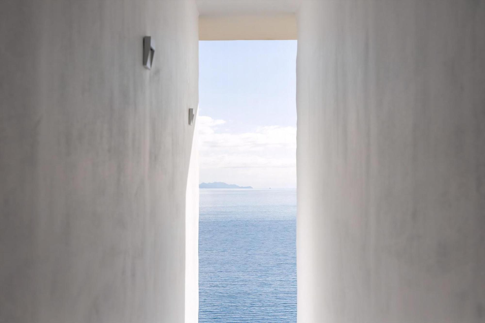 Luxurioese Mit Meerblick Stoa Serenity