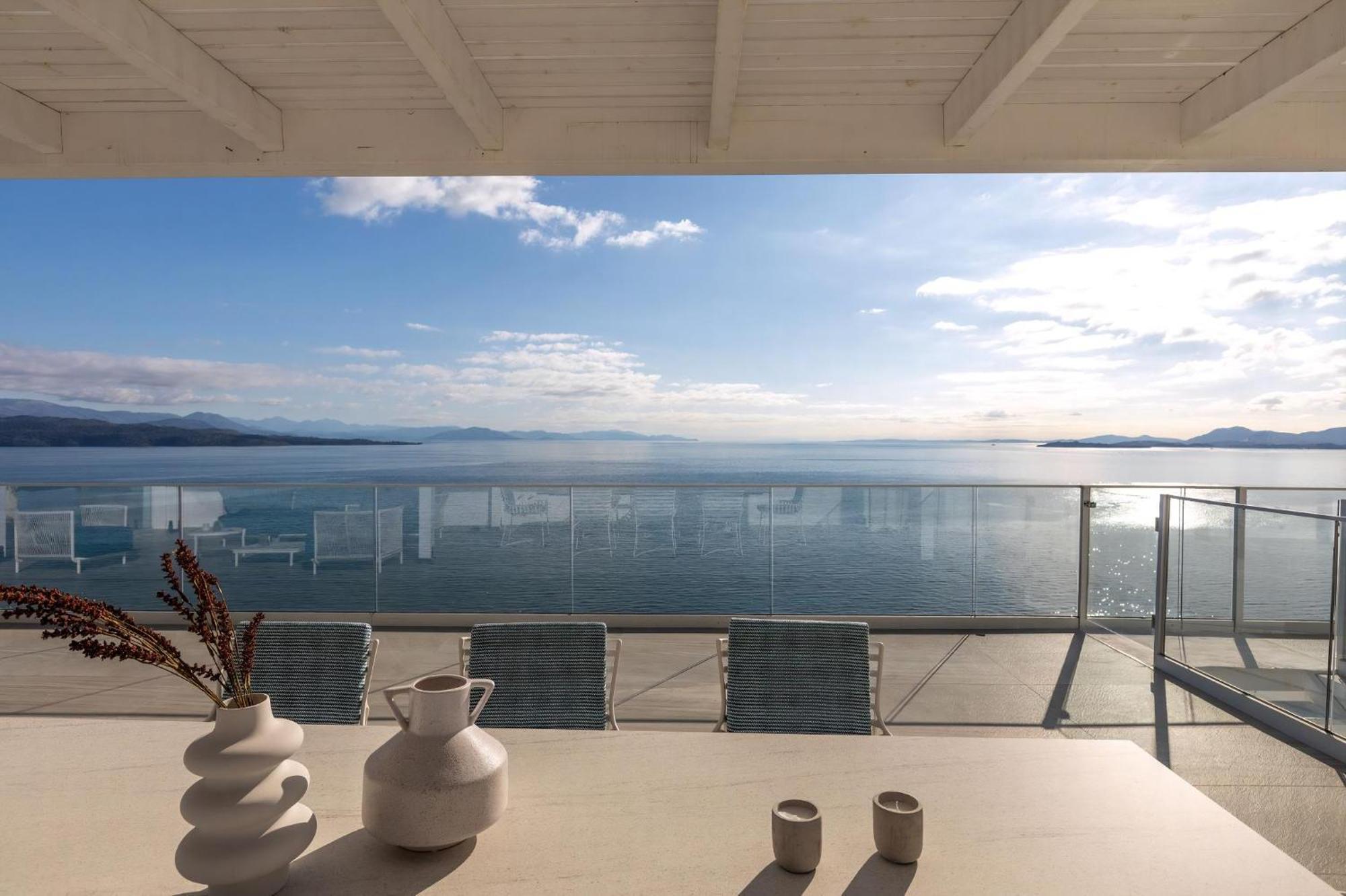 Luxurioese Mit Meerblick Stoa Serenity *